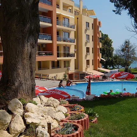 Апартамент Panorama Beach 5B *