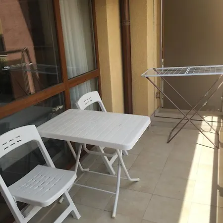 아파트 Panorama Beach 5B 네세부르